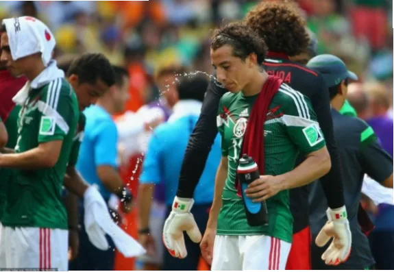 墨西哥世界杯7月天气常被球迷误解，以为高原气候必定凉爽或全境炎热。实际上，7月正